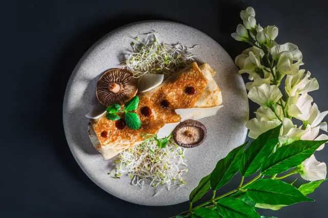 After Dark, Food / Fine Dining, photograph 11