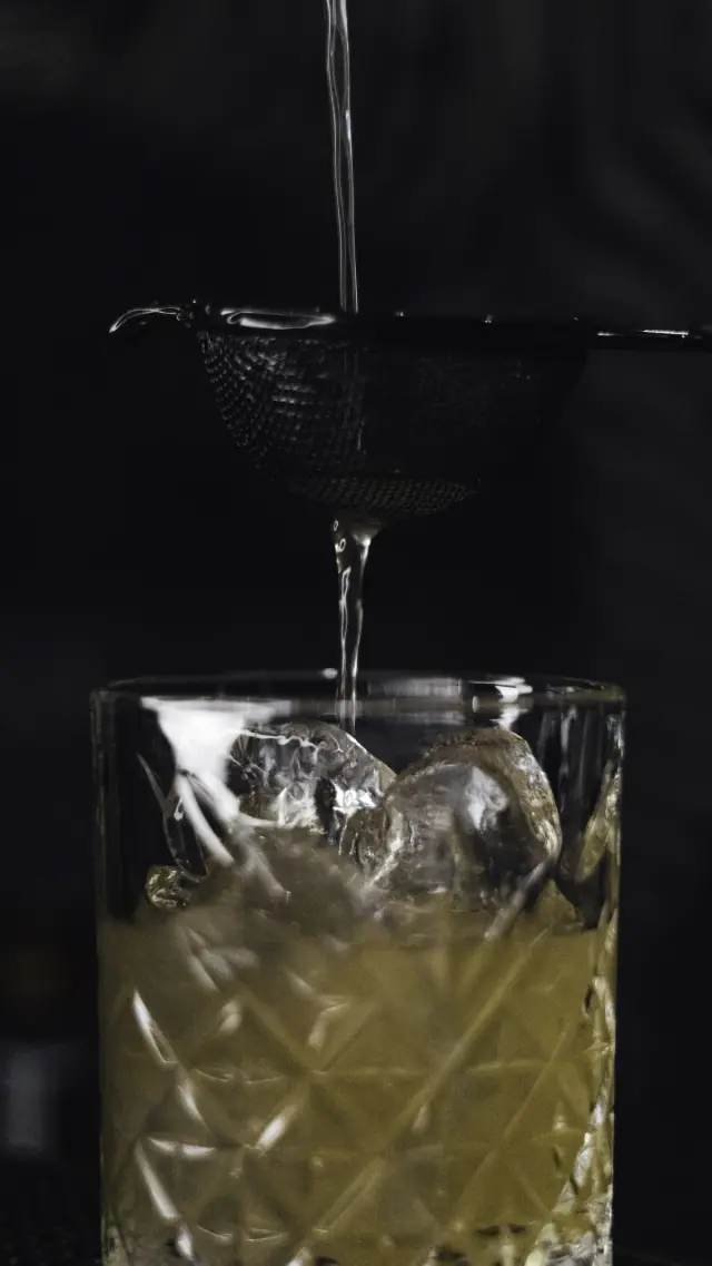 Cocktail Night — Drinks / Commercial